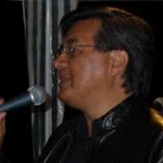 victor-cantando victor-cantando